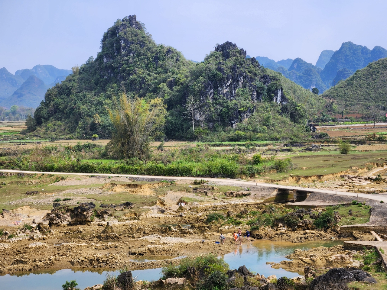 Cao Bang Off the Beaten Path Cycling: Uncover Vietnam’s Secret Northeast Trails